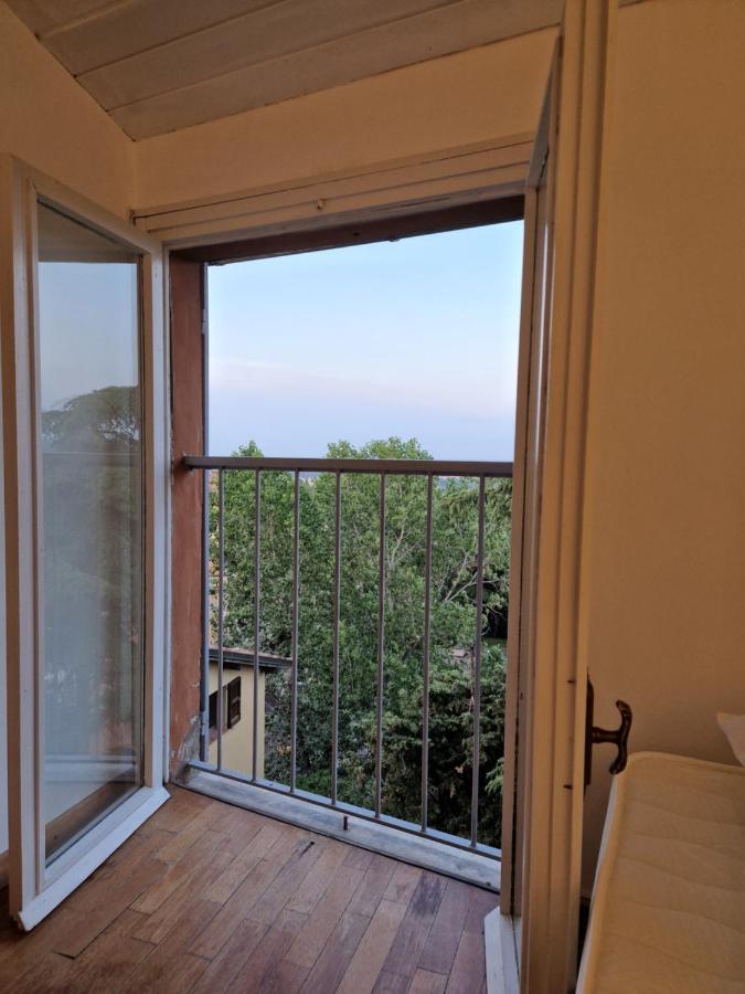 Lovely One-Bedroom Attic In An Ancient Village Bologna Exterior photo